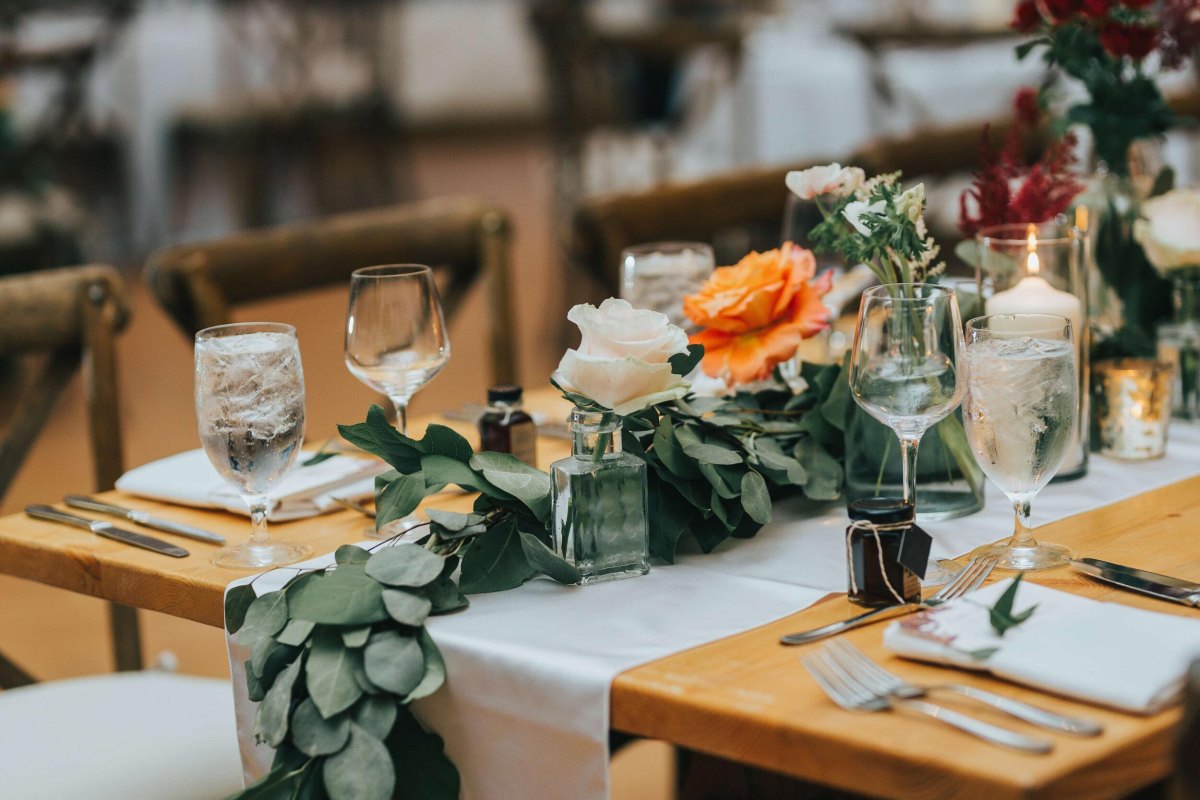 Affordable wedding reception decorations
