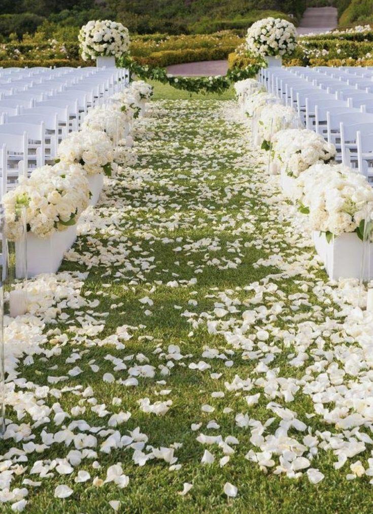 Wedding aisle petals flower decor