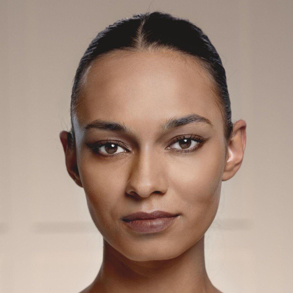 Matte skin makeup finish
