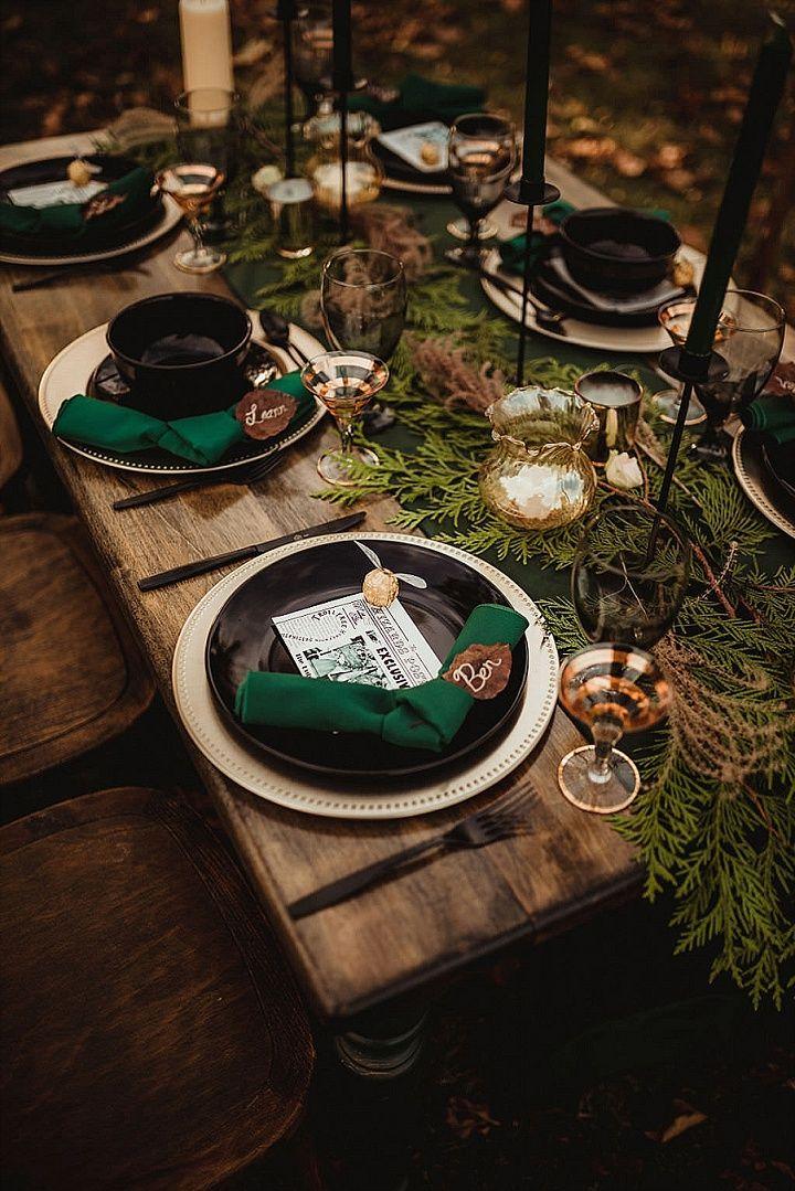 Black emerald autumn wedding styling