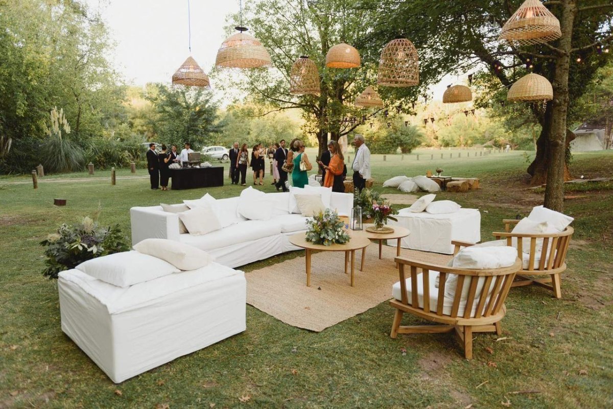 Cozy backyard wedding lounge seating