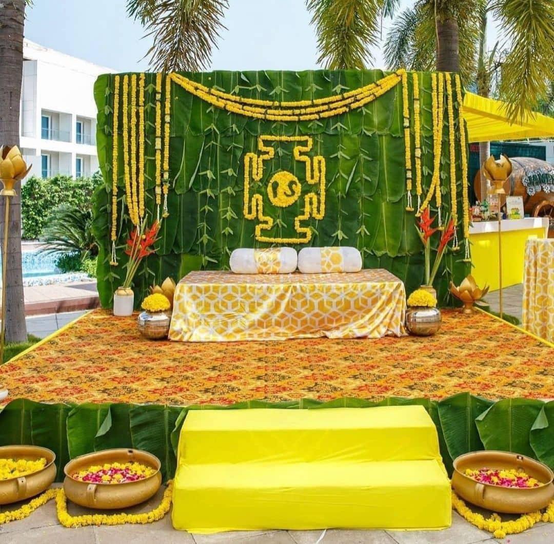 Banana leaf haldi decoration theme