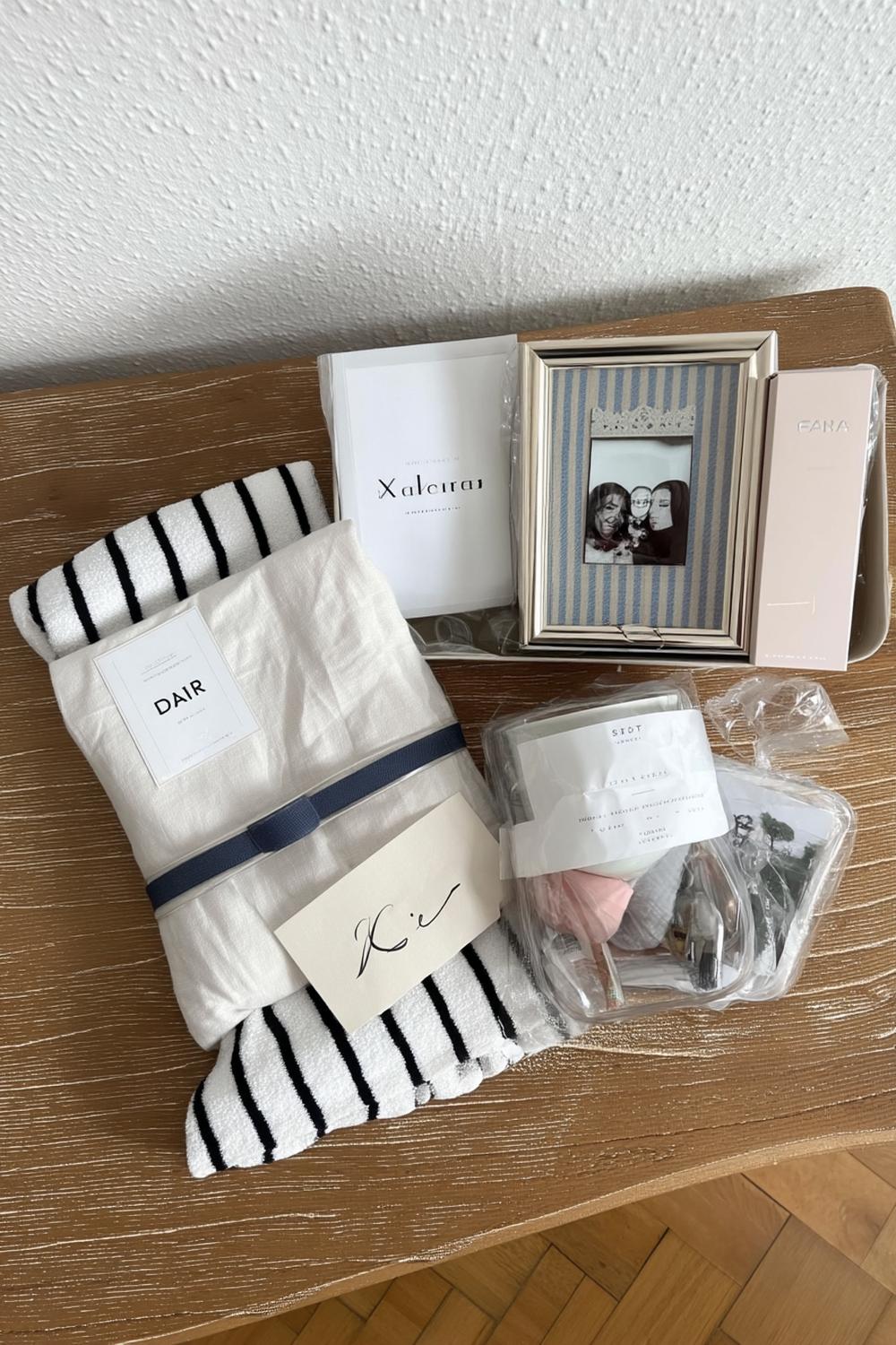 Minimalist Gift Bundle Setup