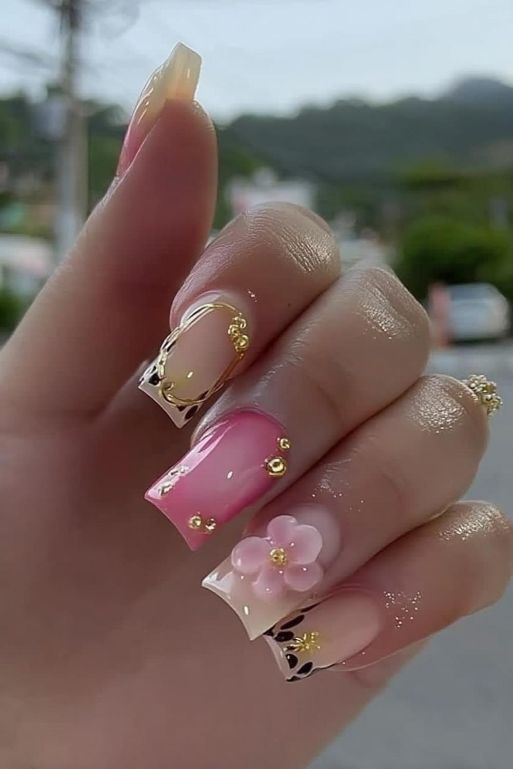 Golden Floral Fantasy