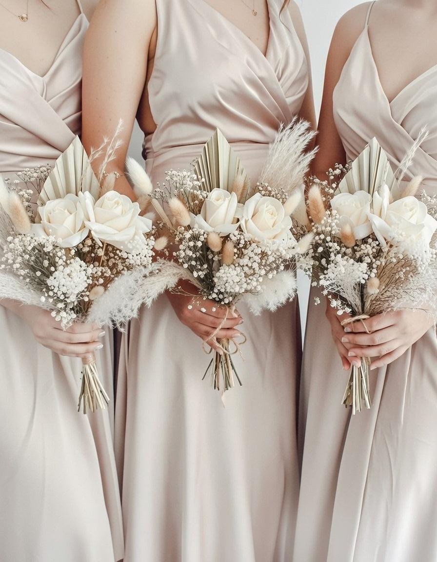 Neutral beige bridesmaid bouquet