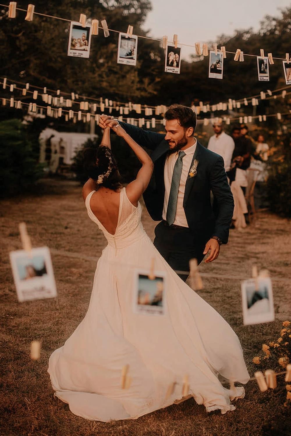 Nostalgic Photo Display Dance