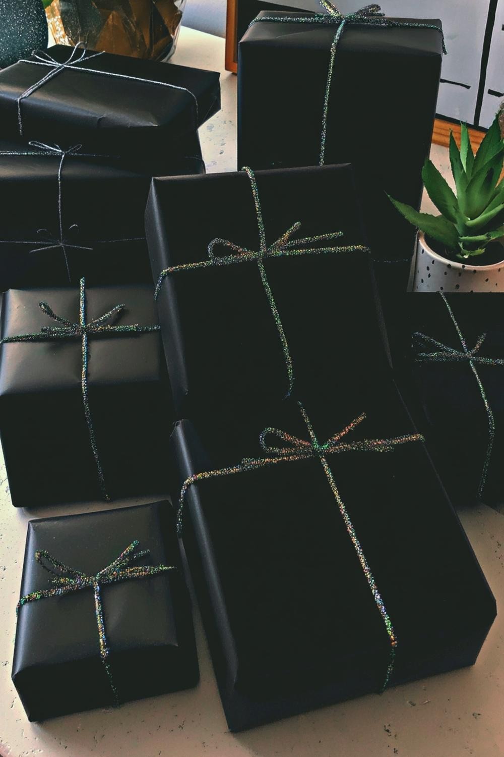 Minimalist Black Gift Presentation