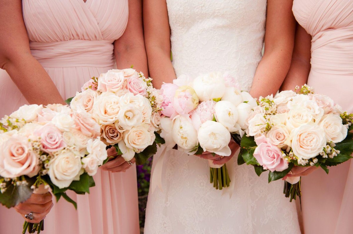 Bridesmaid Bouquet Color Ideas for Every Wedding Style