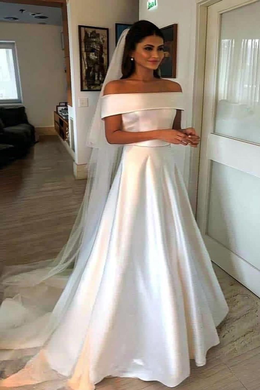 Modern Off-Shoulder Two-Piece