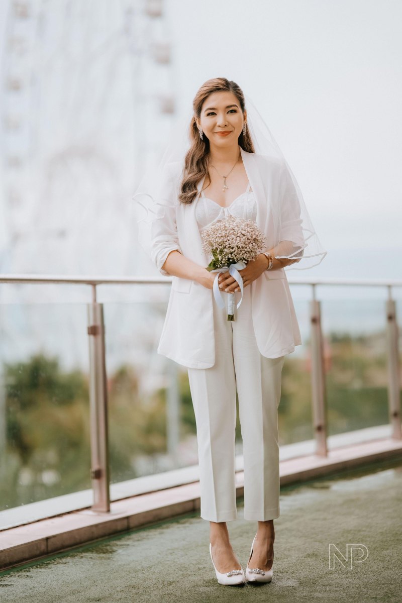 Affordable elegant wedding dress suit